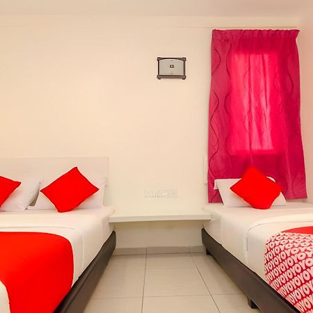 Skudai Hotel Екстериор снимка